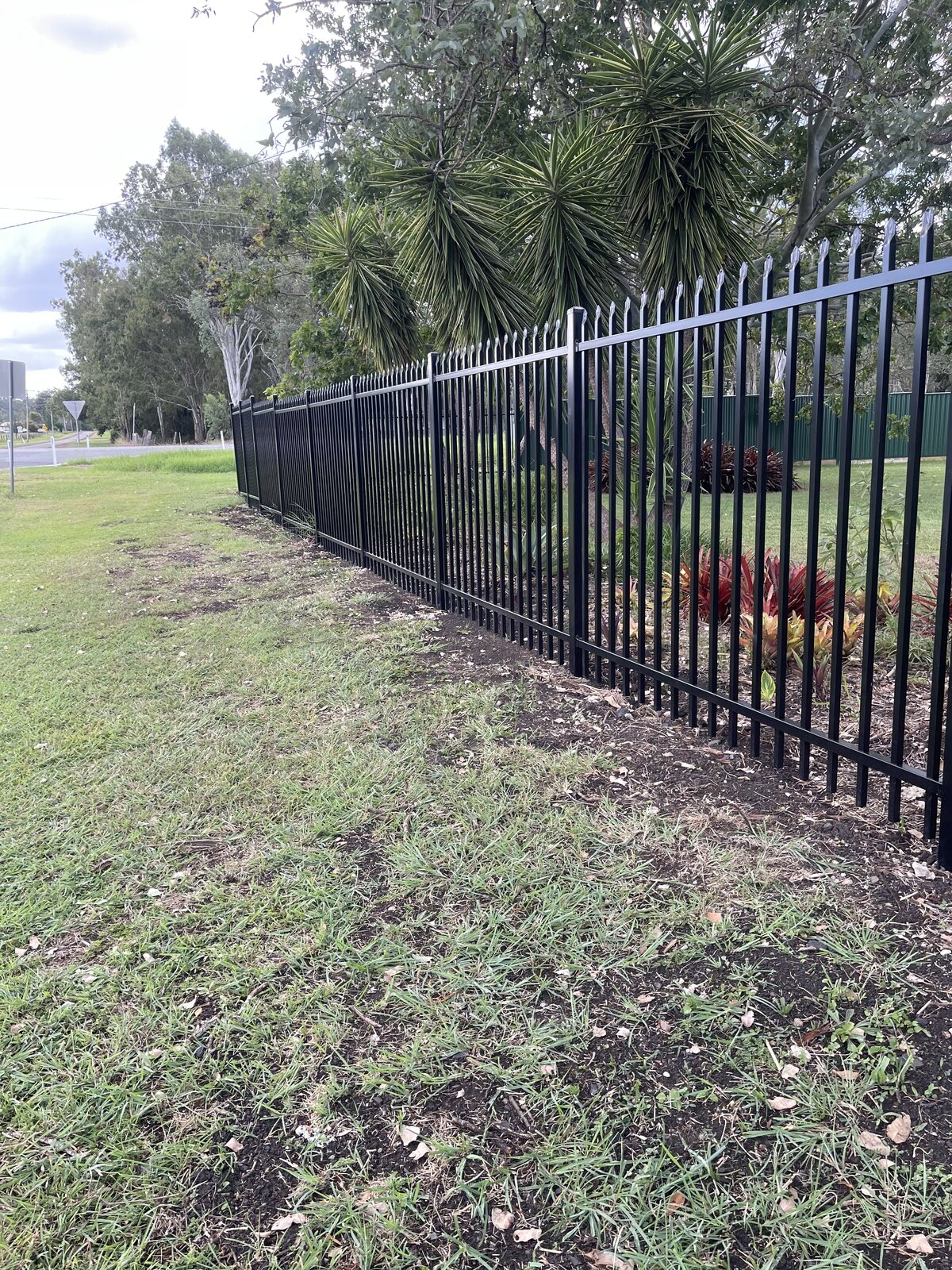 Squashtop security fencing